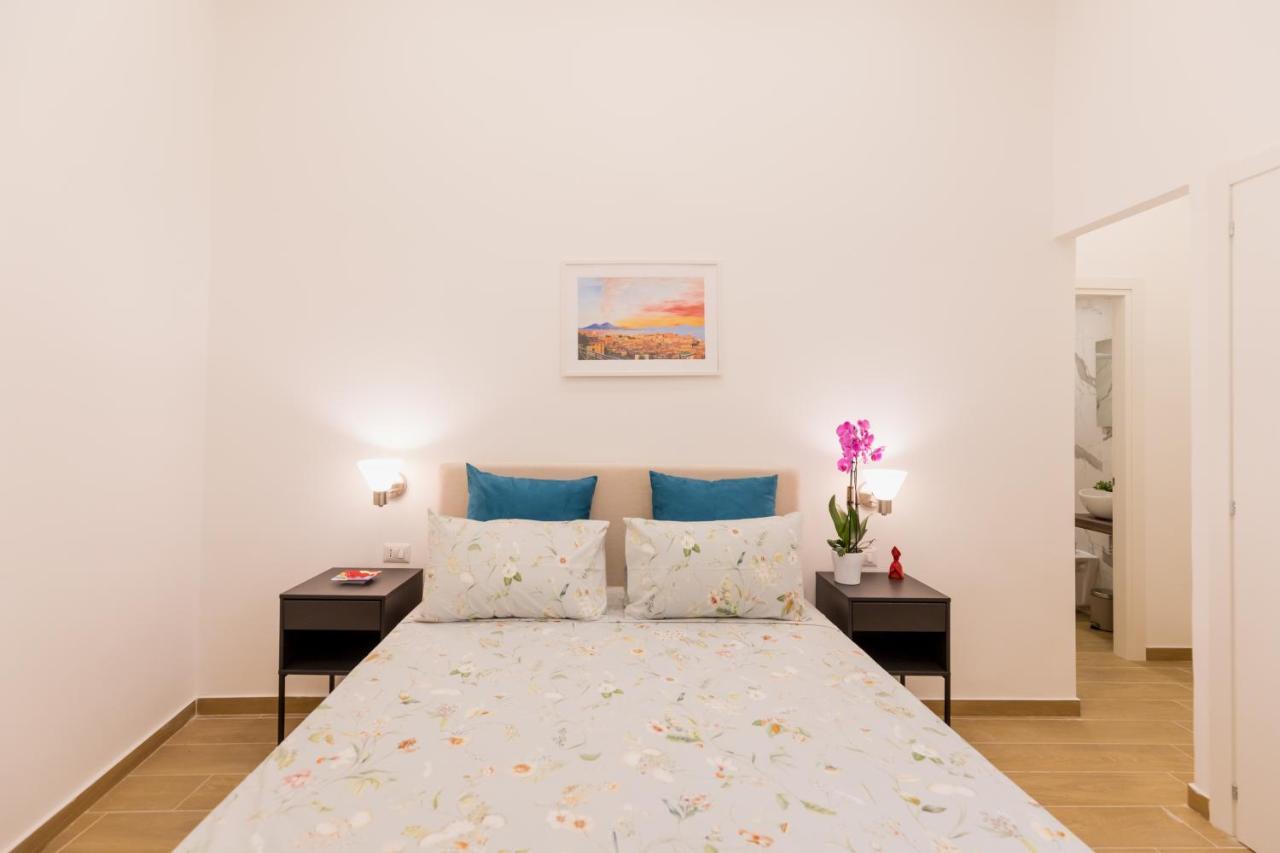 Blu Parthenope Suites Naples Exterior photo