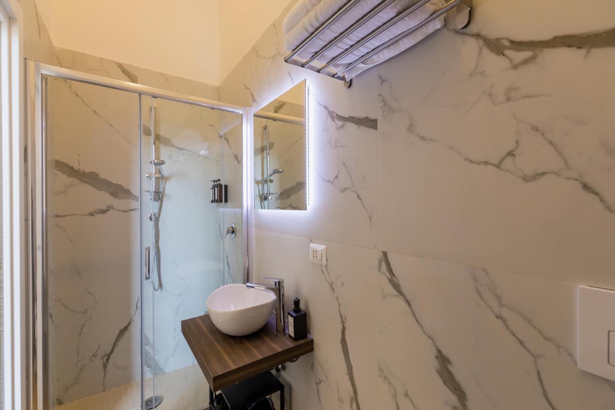 Blu Parthenope Suites Naples Exterior photo